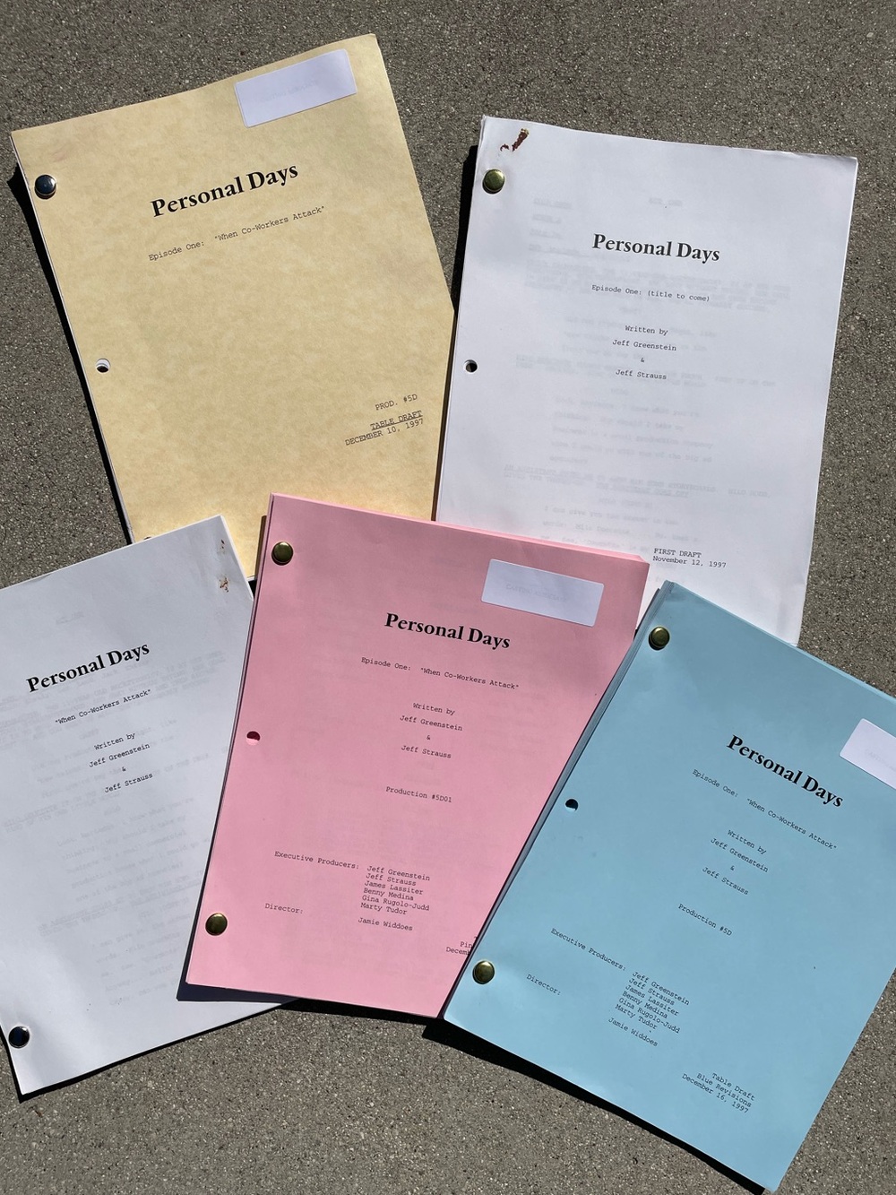Rare PILOT EPISODE Getting Personal 90s TV Series Scripts + Revisions Full Set!!